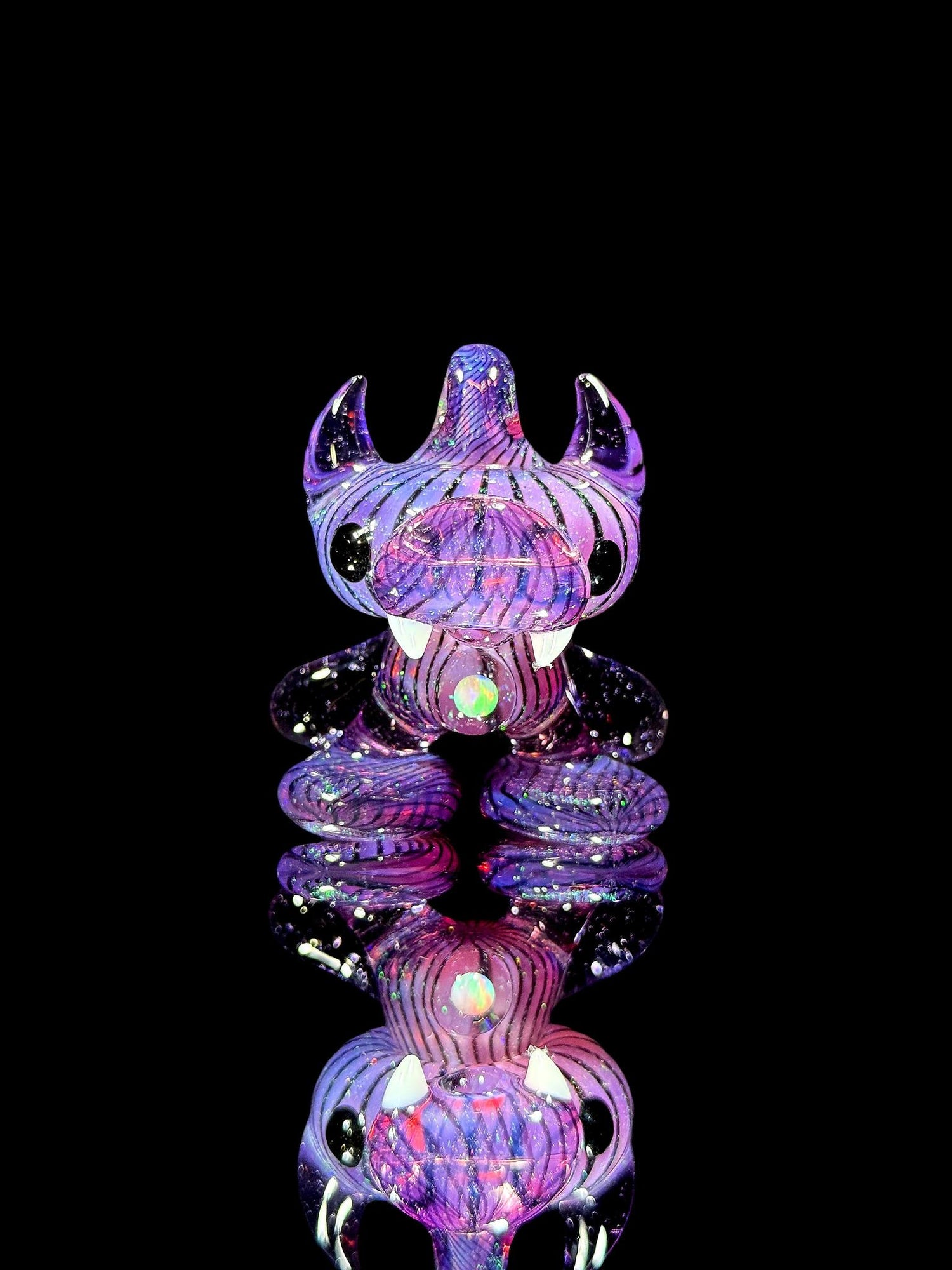 Ryno x Sleek Glass Pendant