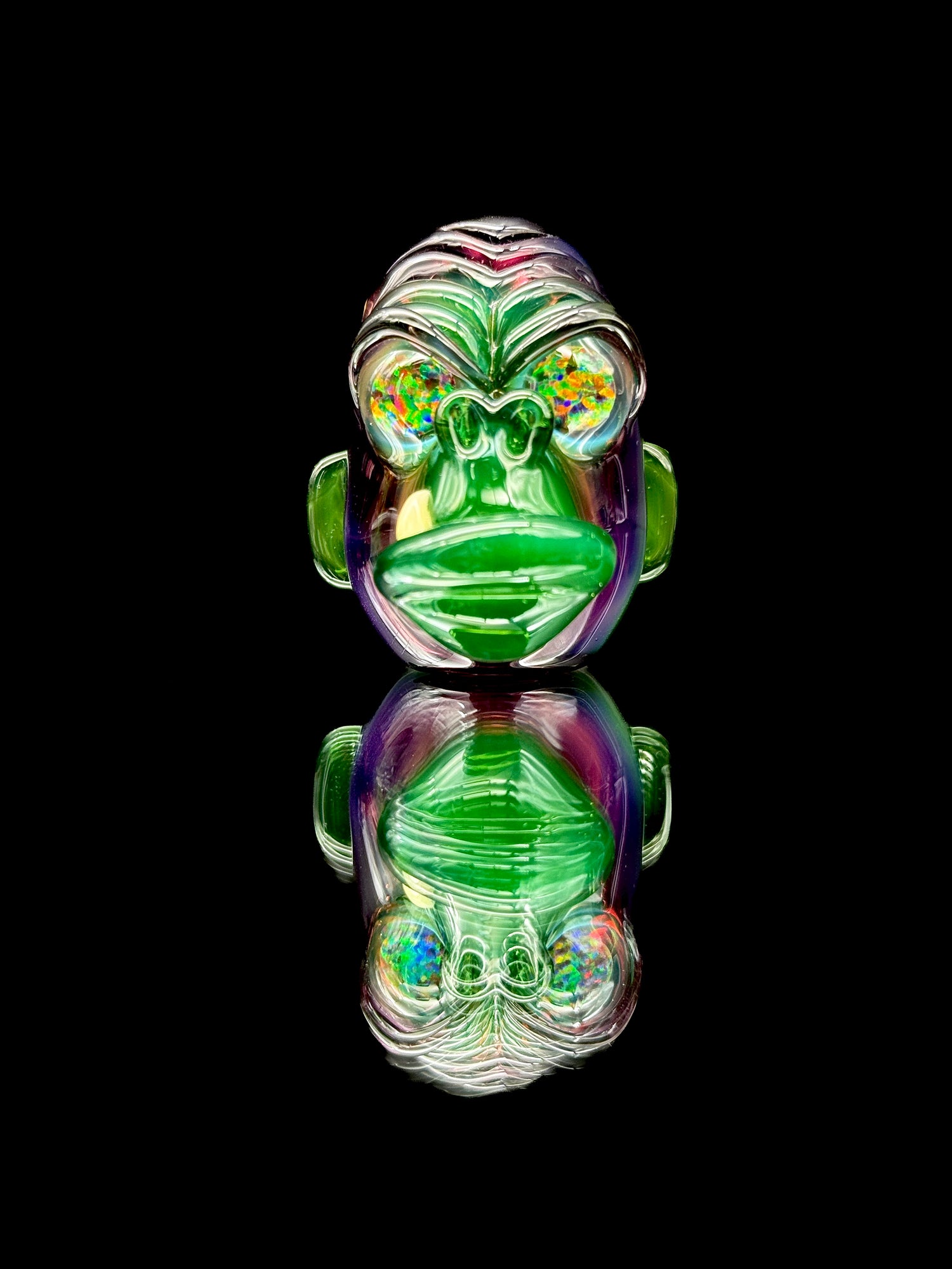 Firefly Glass Standard Size Snaggle Tooth Closed Mouth