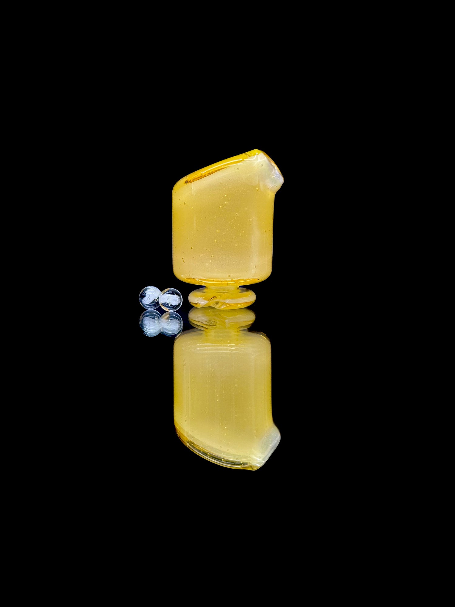 Kizmit Glass Pivot Top