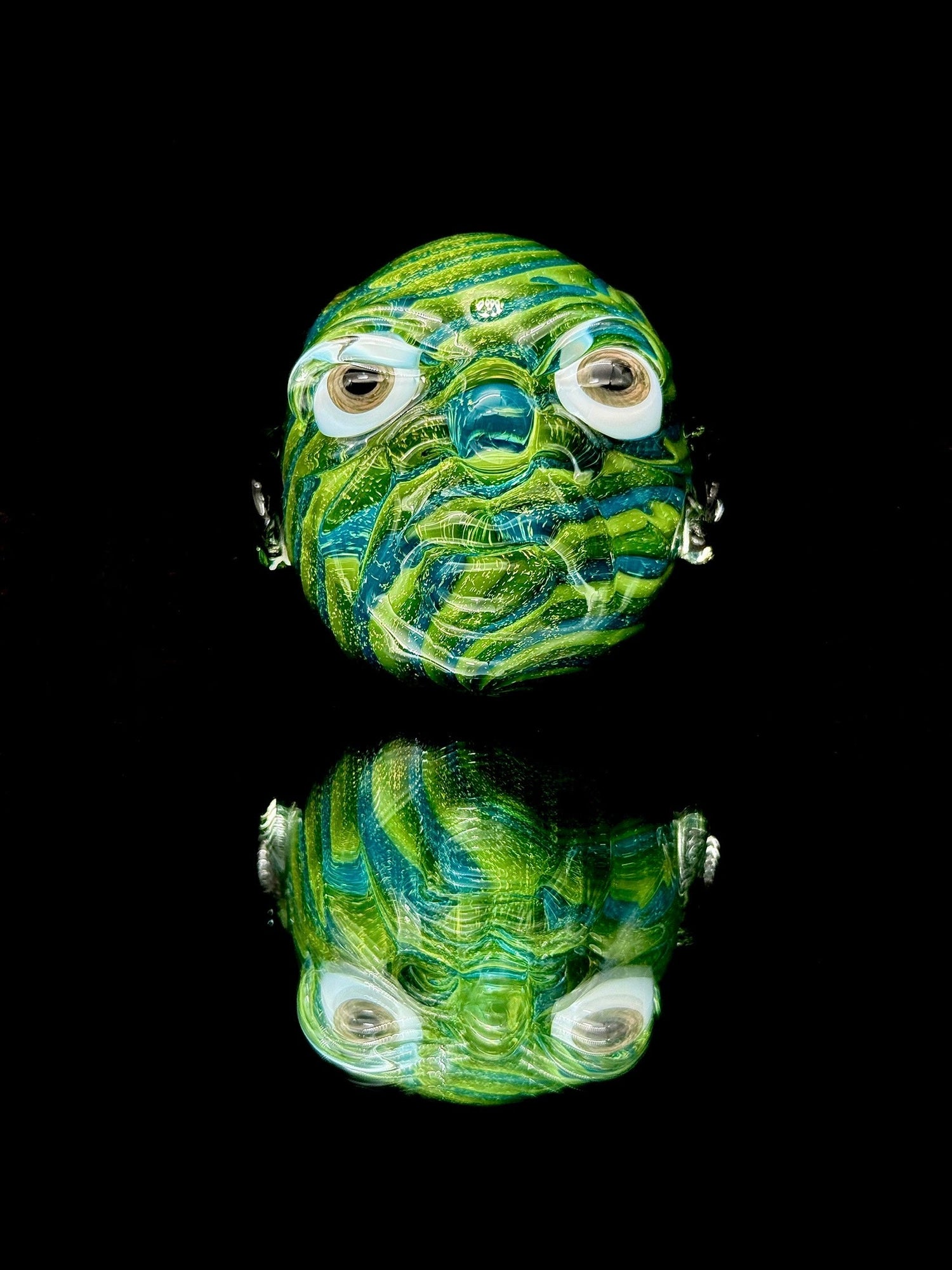 Voorhees x Darby Pendant