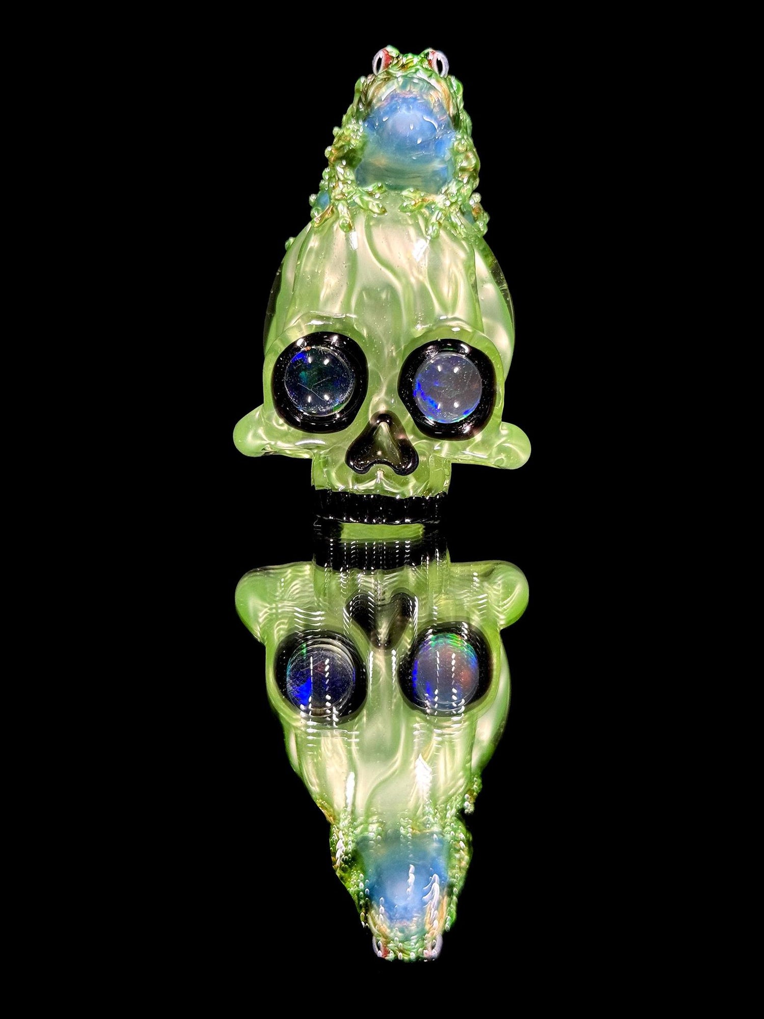 AKM x Kentaro Uv Skull Toad Pendant