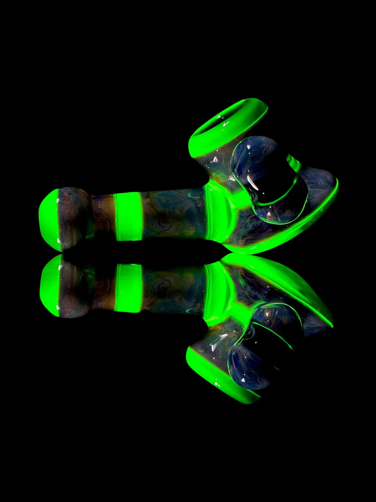 Mothership Uv Solid Dry Pipe