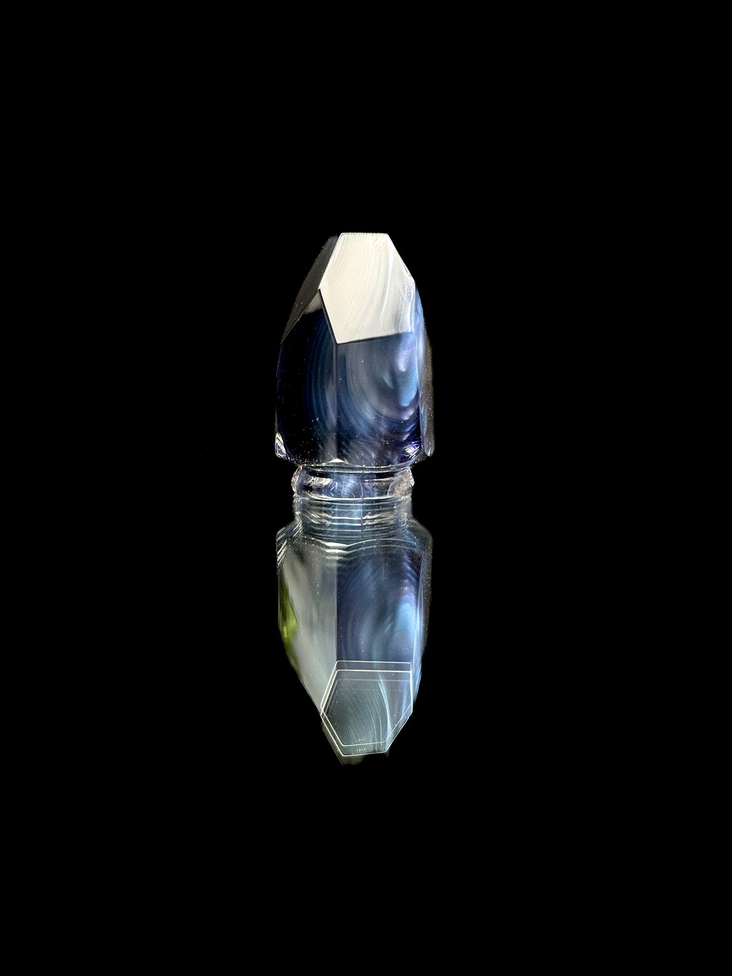 Northern Waters Glass Kyber Crystal Pivot Top