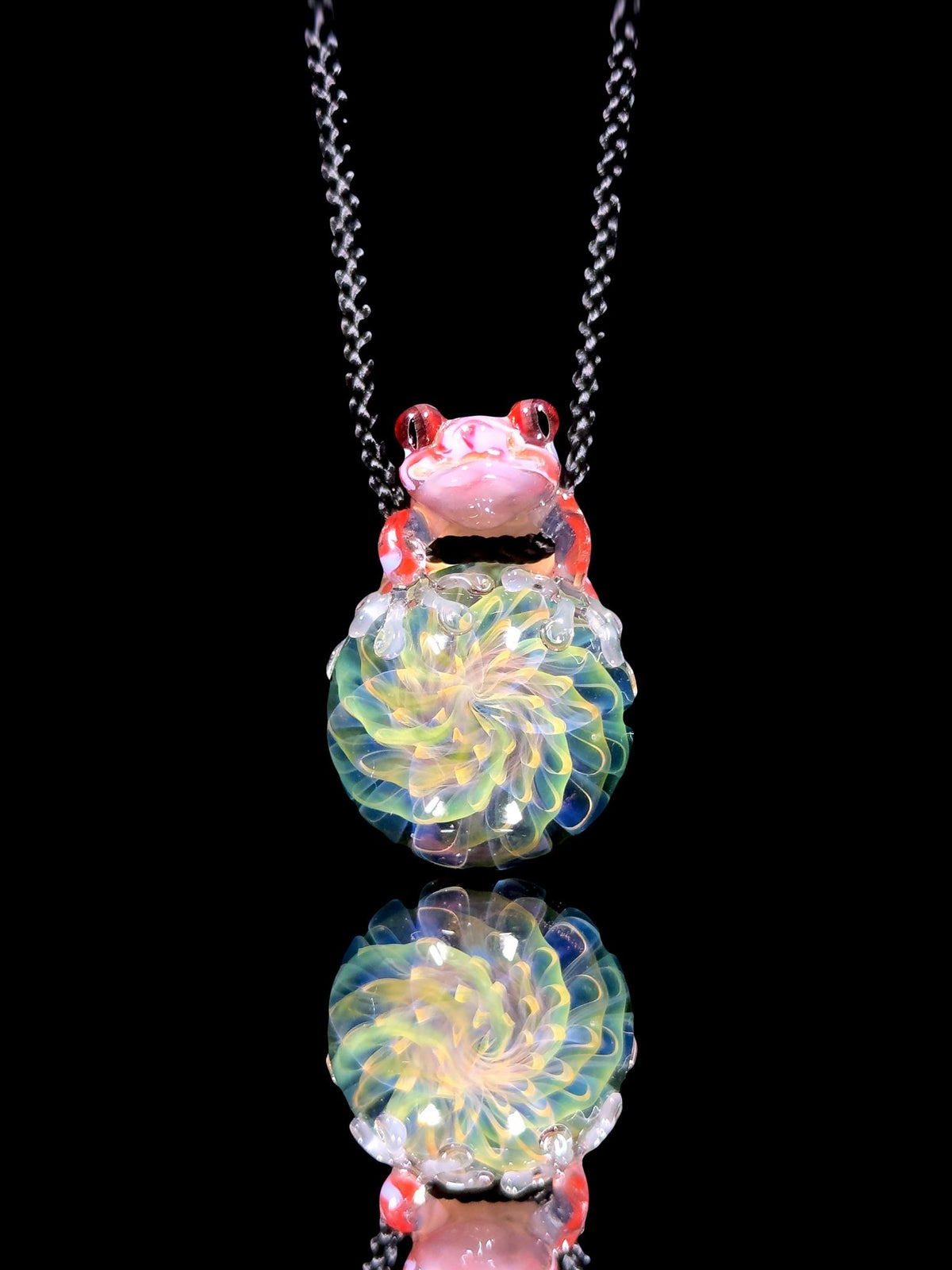 Kengtaro Glass Uv Frog Pendant