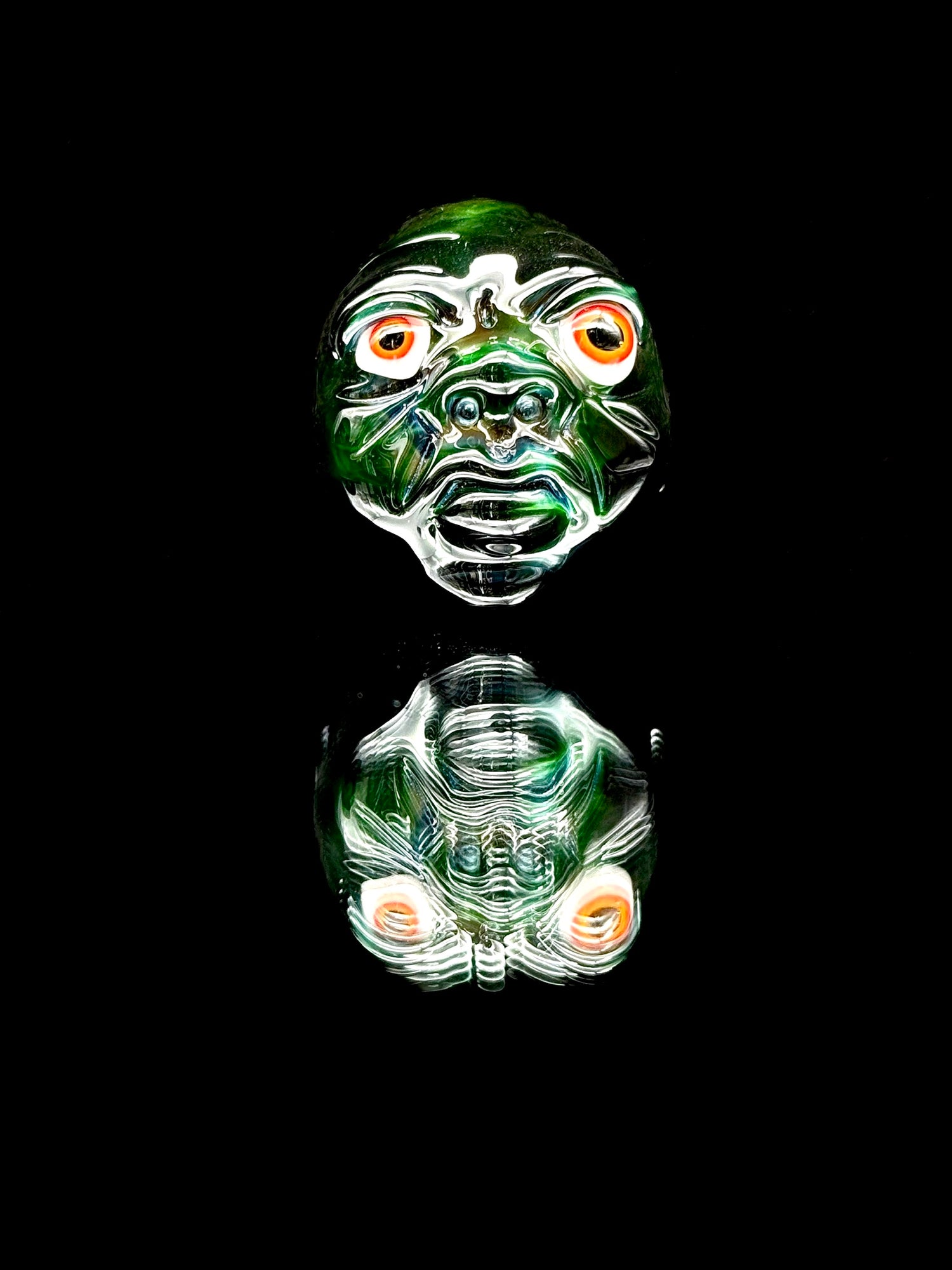 Voorhees Small Face Pendant