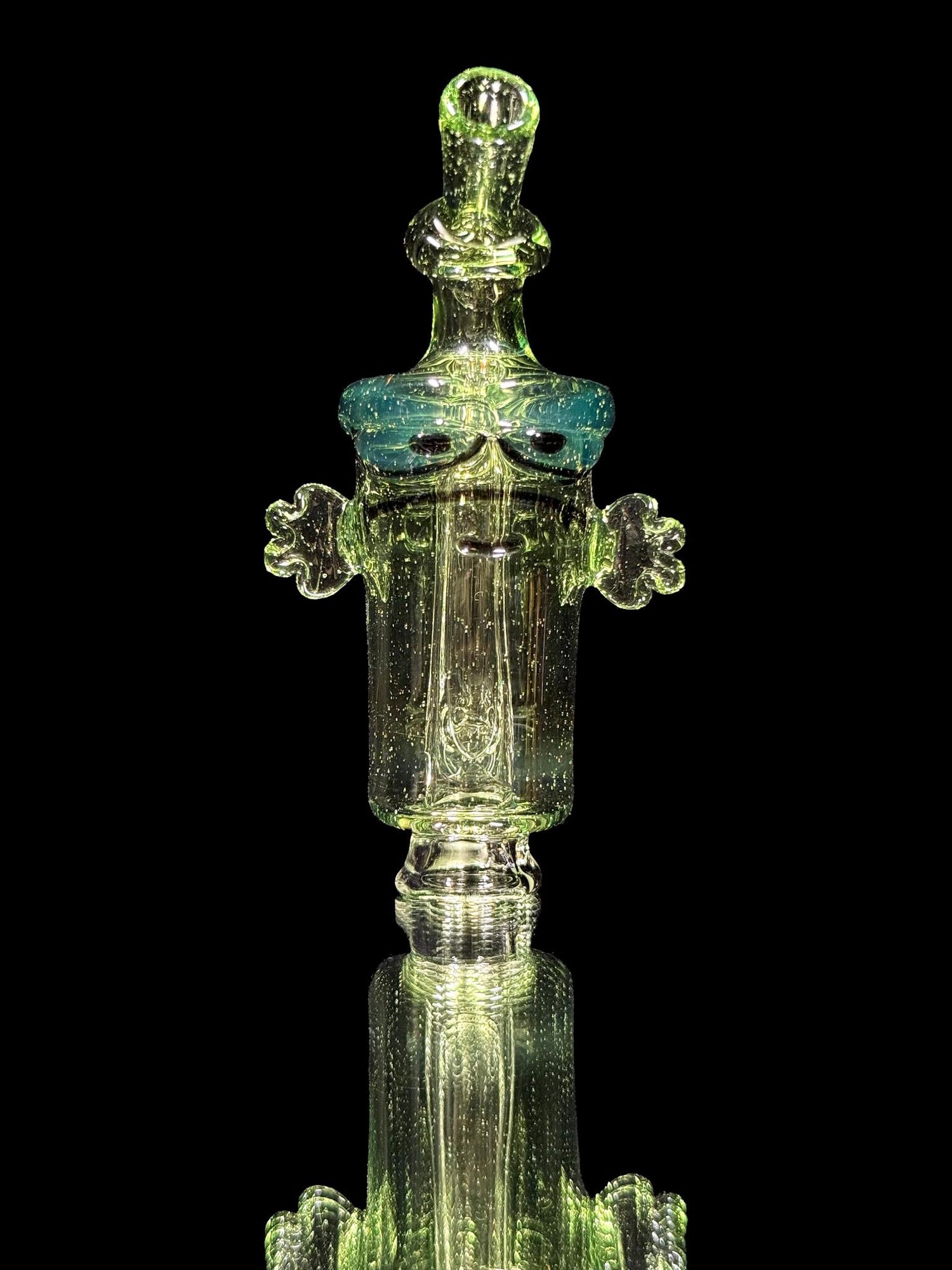 BTGB Shake Pivot Top