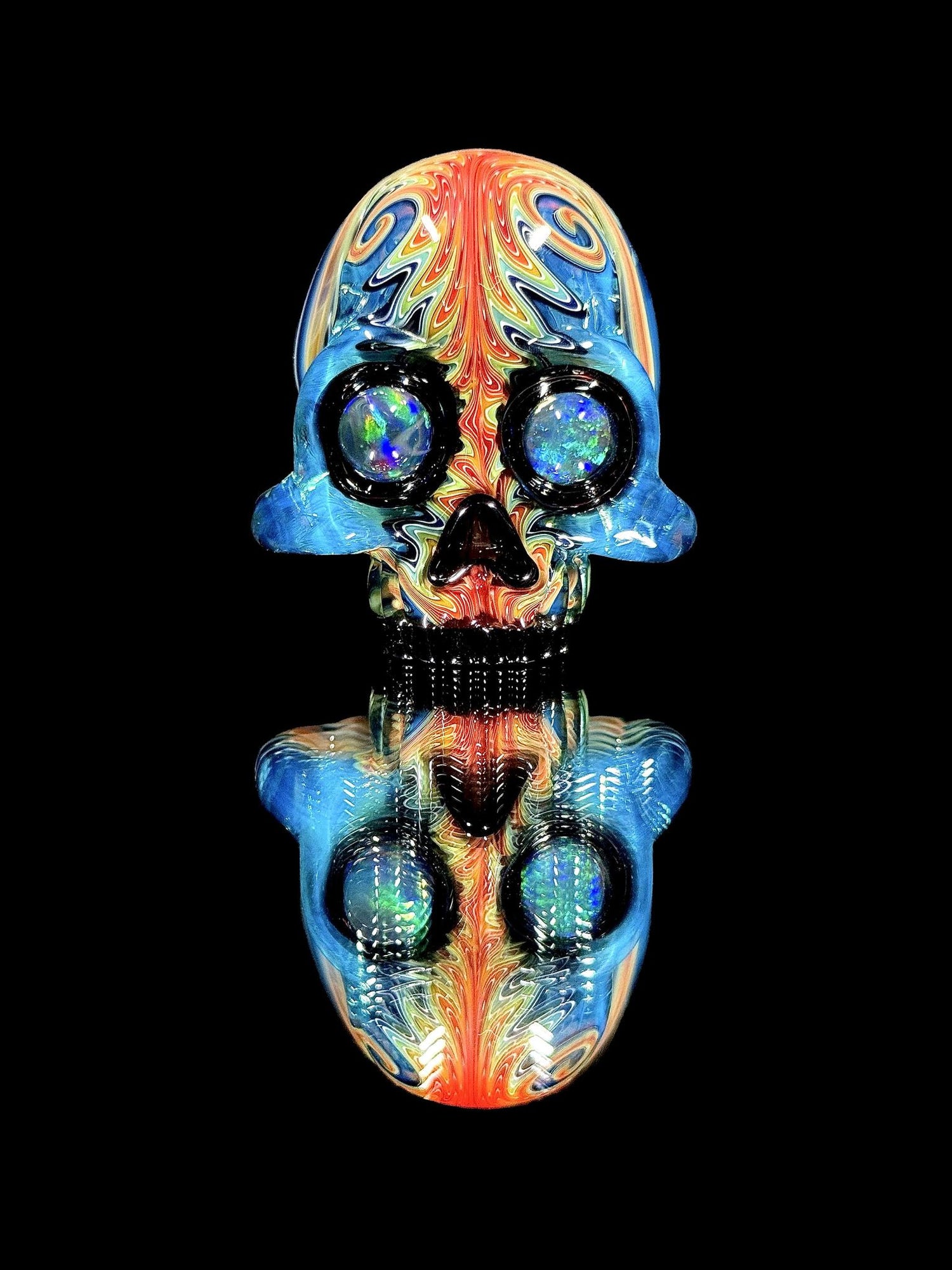 AKM x Eusheen Uv Skull Pendant