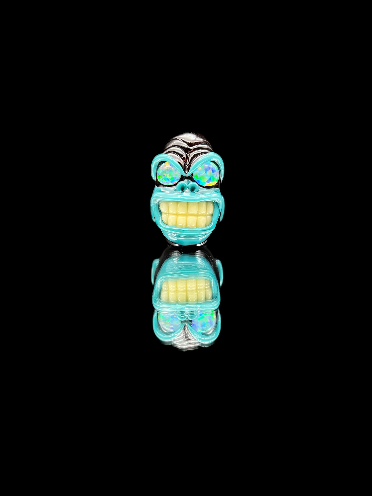 Firefly Glass Grinning Gorilla XL Opal Eyes payoff for hollaholla