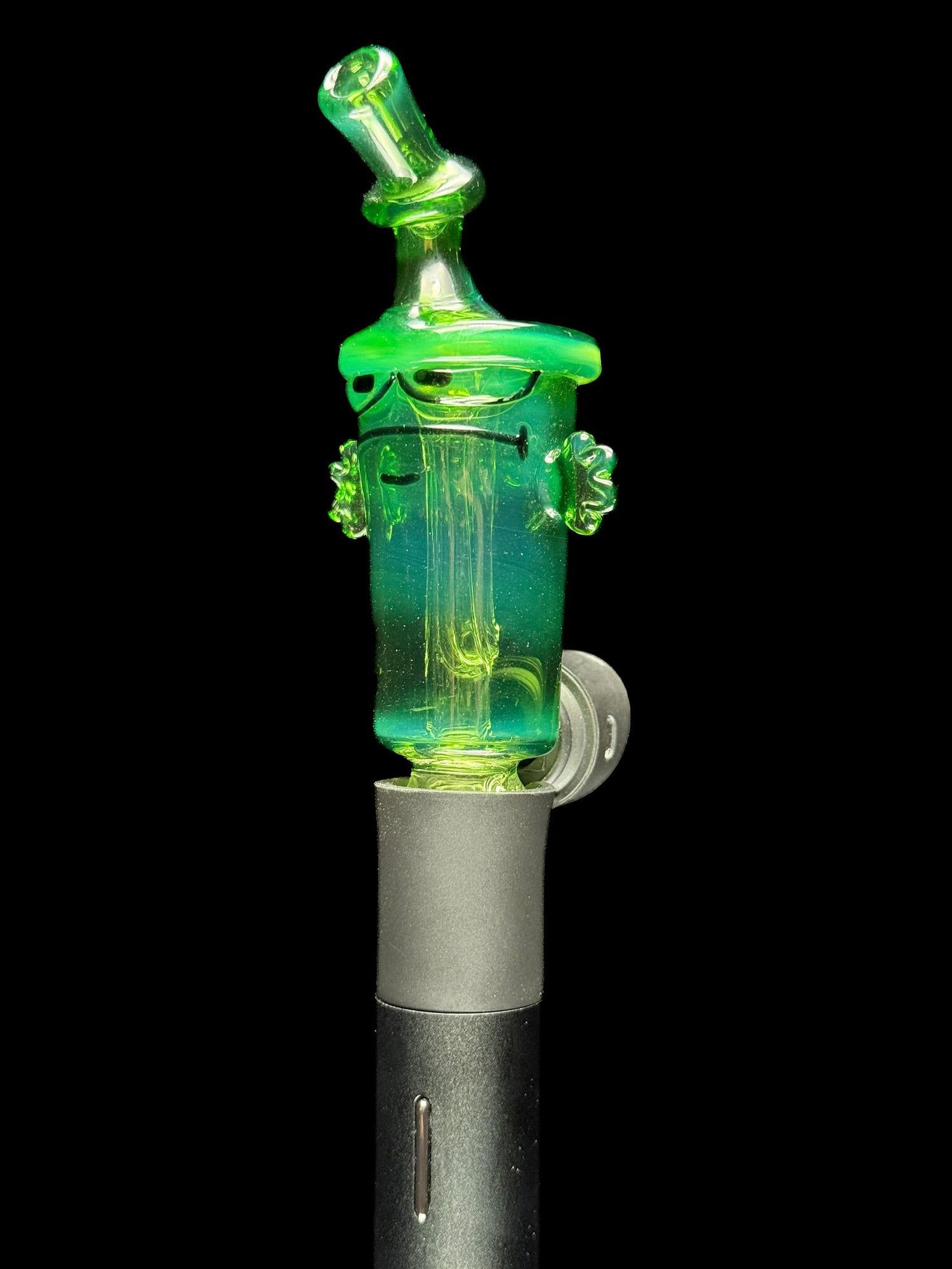 BTGB Shake Pivot Top