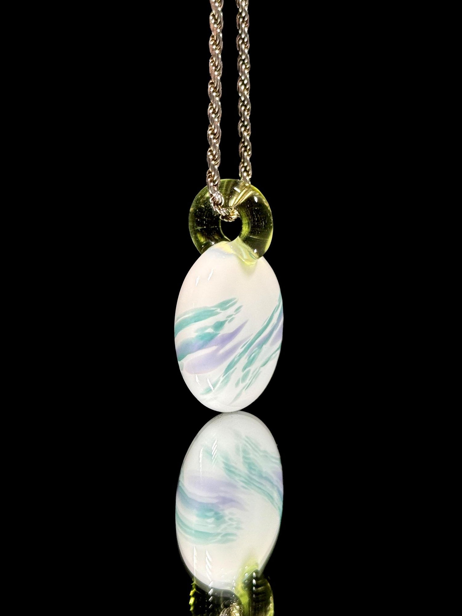 Swan Glass Jazz Pendant