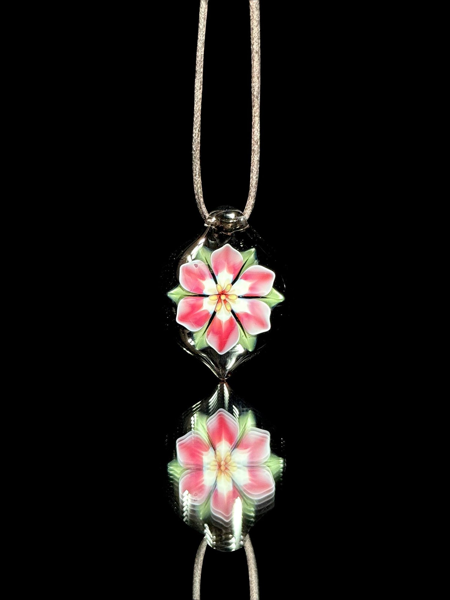 Florin Glass Flower Pendant