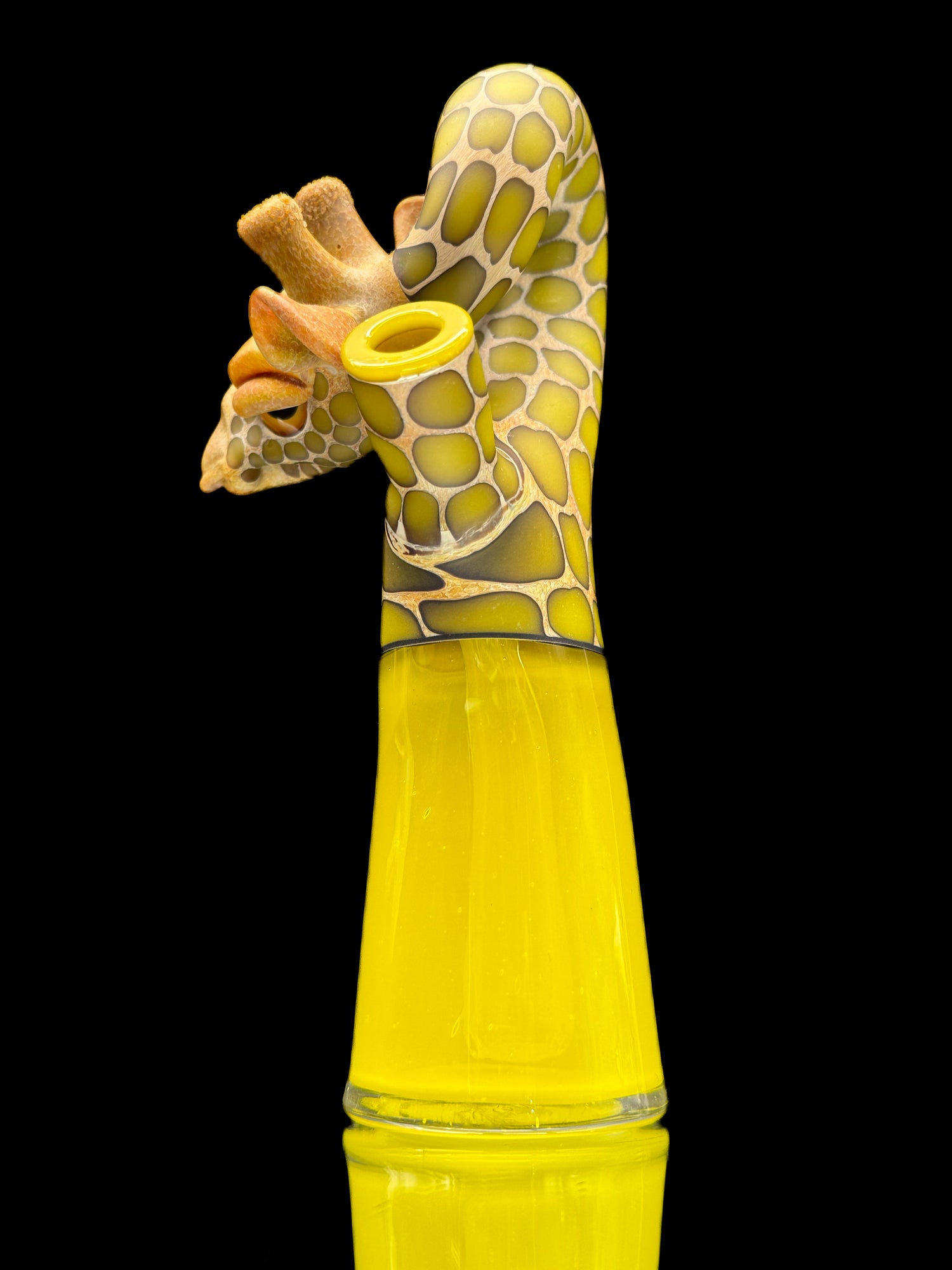 Robertson Glass Bent Neck Giraffe