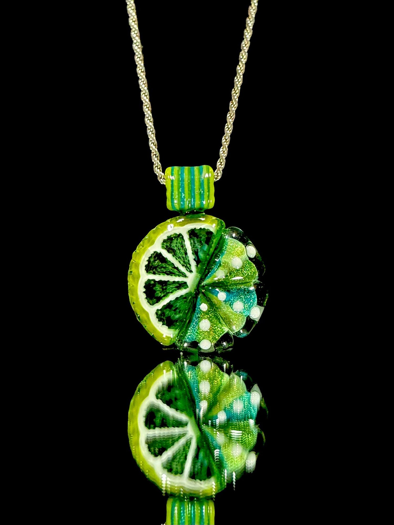 Darby x Lyons Pendant