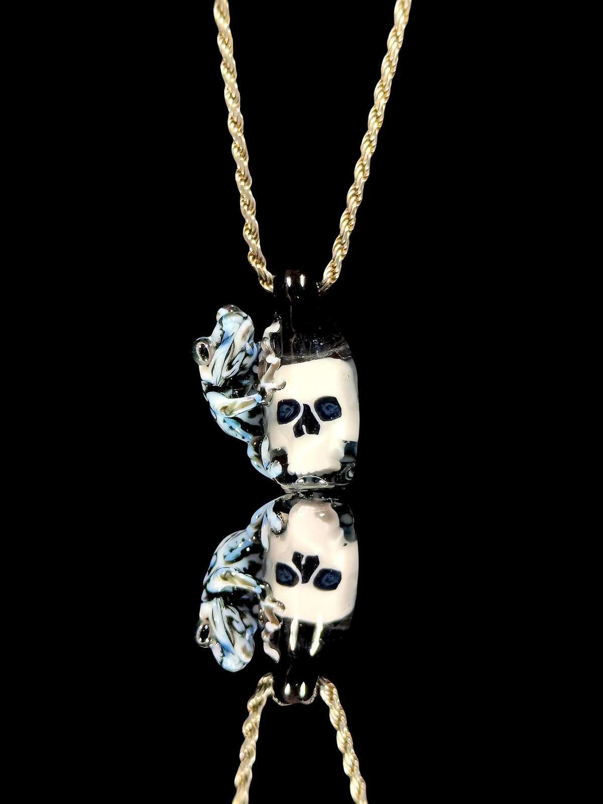 Crunk x Kengtaro Pendant