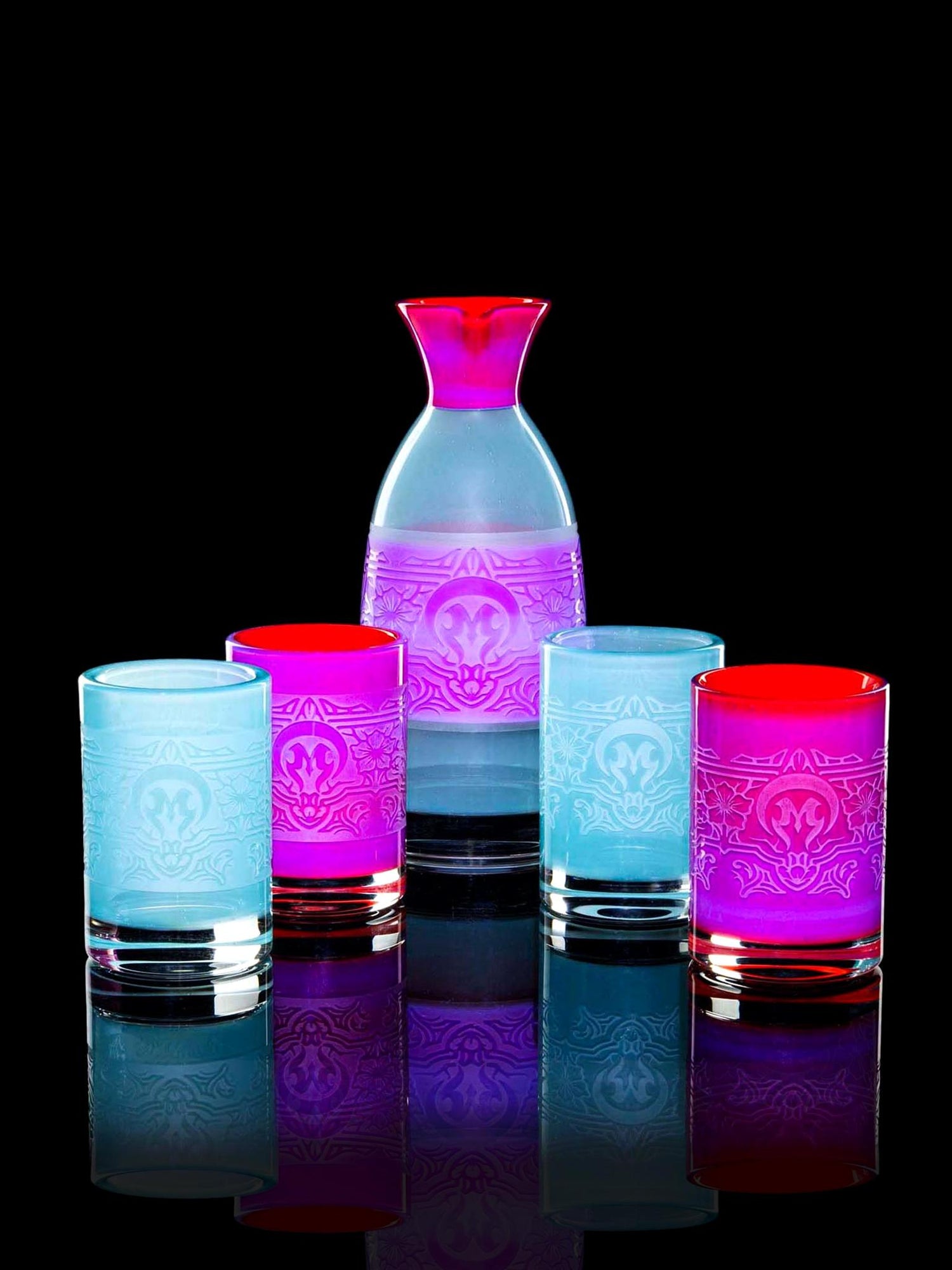 Mothership Poppy Slyme Sake Set