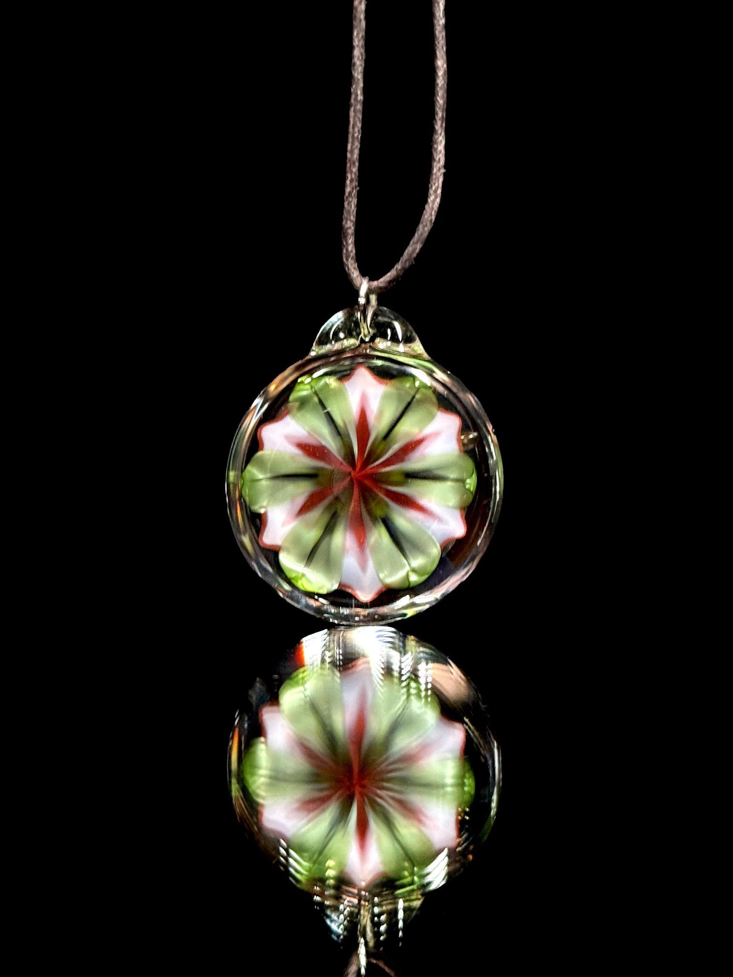 Florin Glass Bee Flower Pendant
