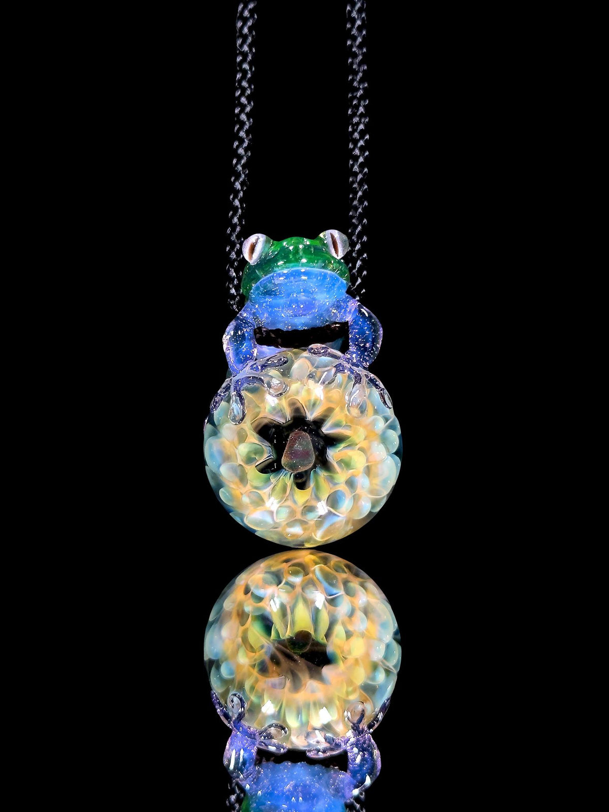 Kengtaro Glass Uv Frog Pendant
