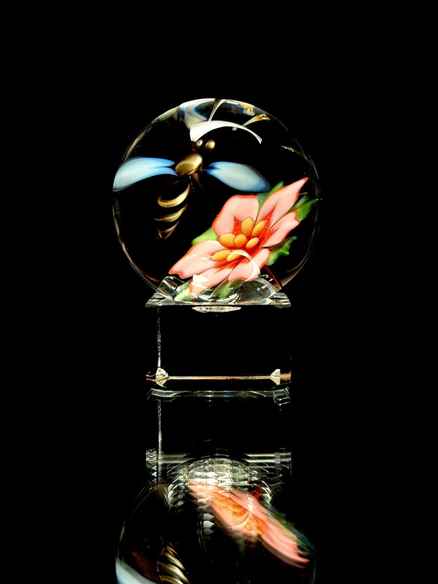 Florin Glass Md Flower Bee Marble