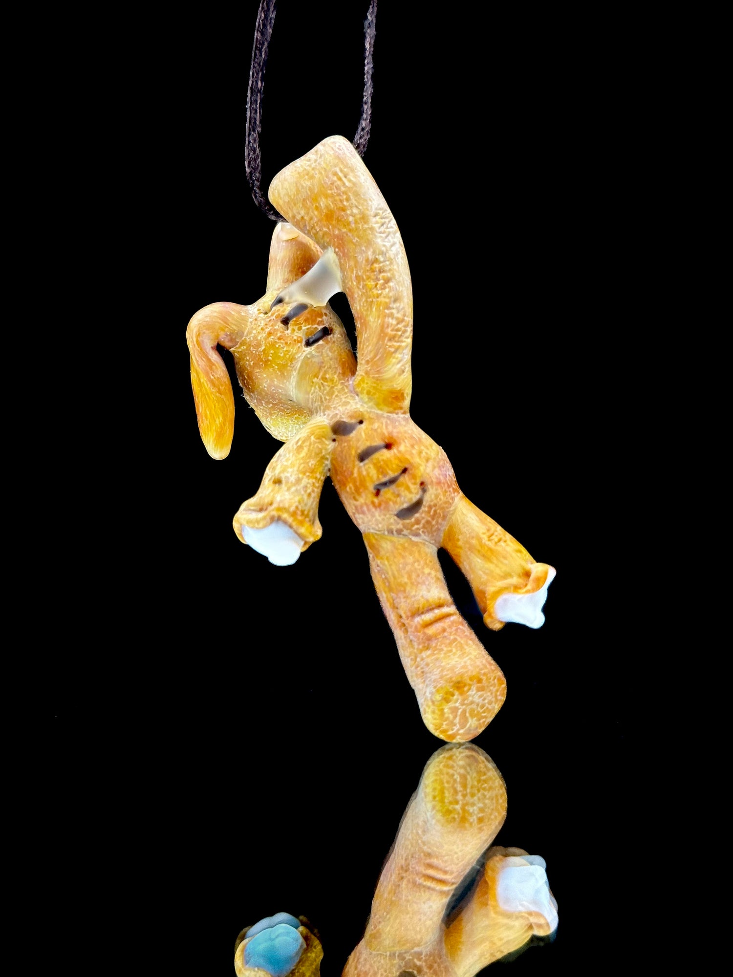 Muller x Trina Caterina Bunny Hanger Pendy