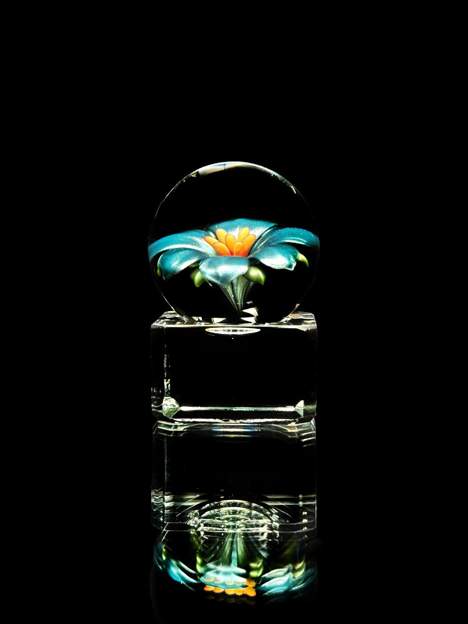 Florin Glass Flower Marble