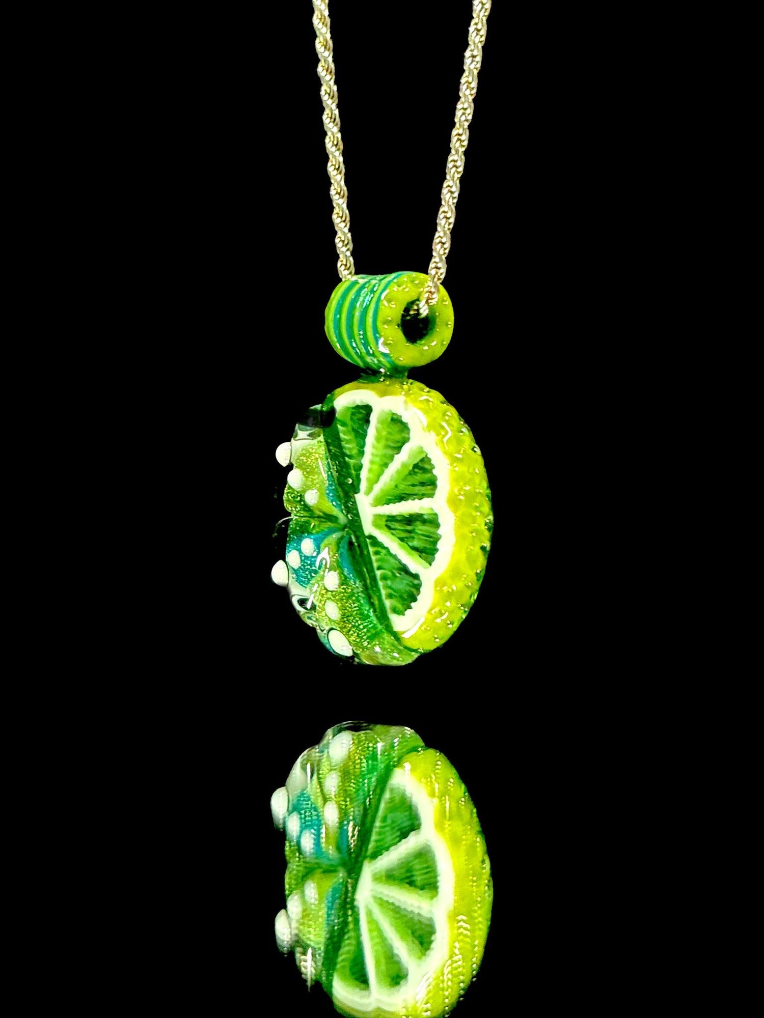 Darby x Lyons Pendant