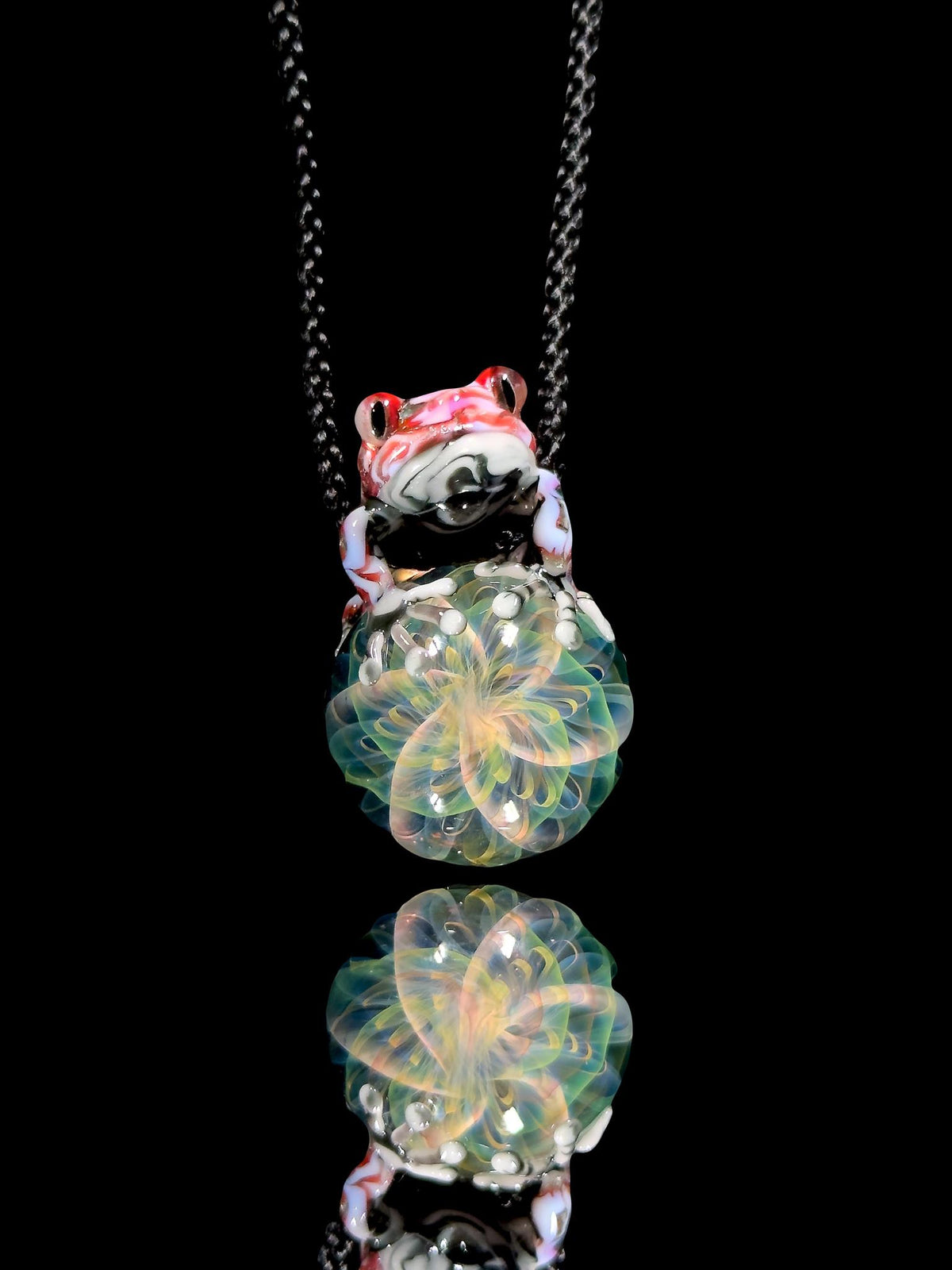 Kengtaro Glass Uv Frog Pendant