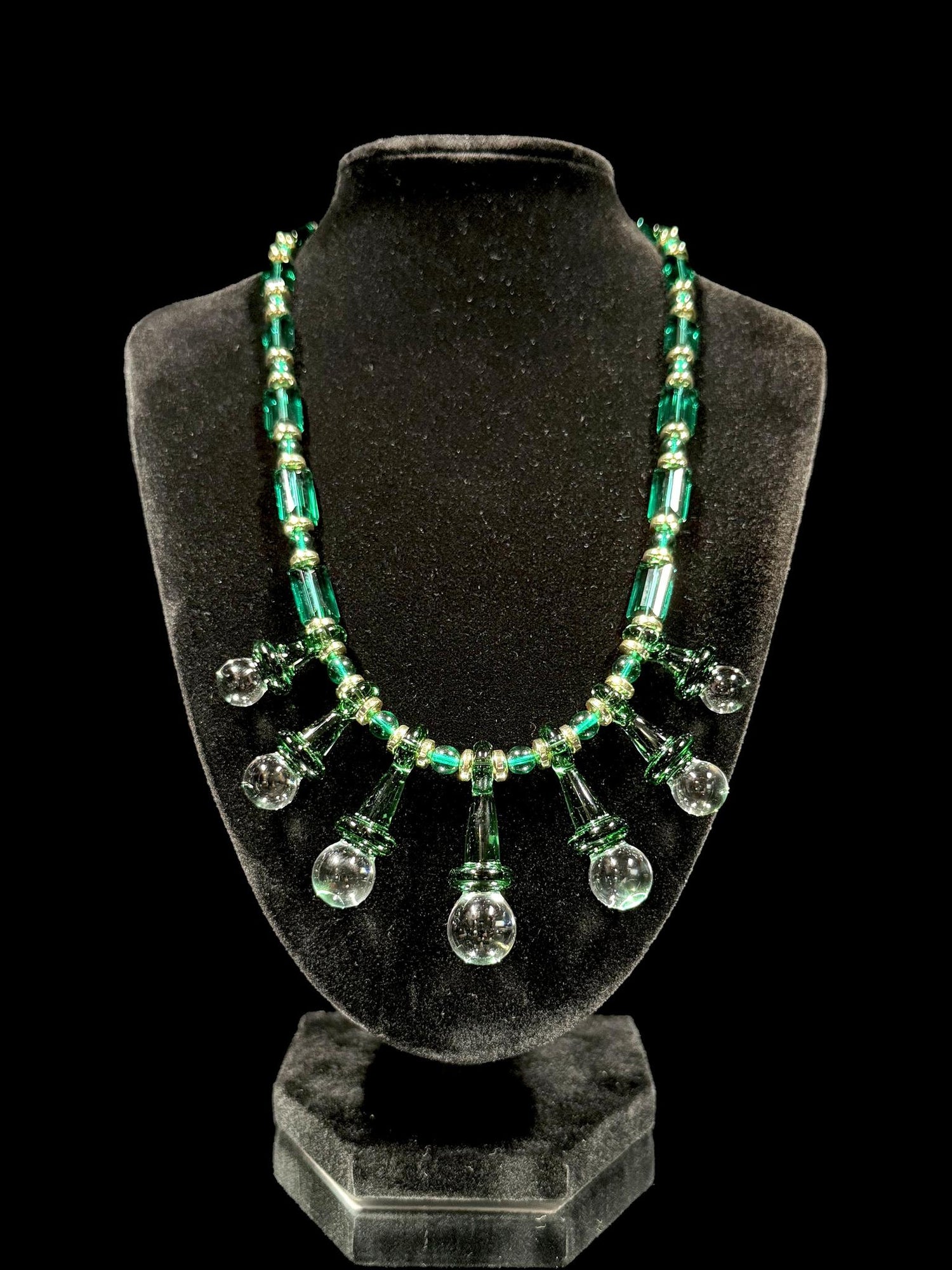 LaceFace Glass Uv Necklace