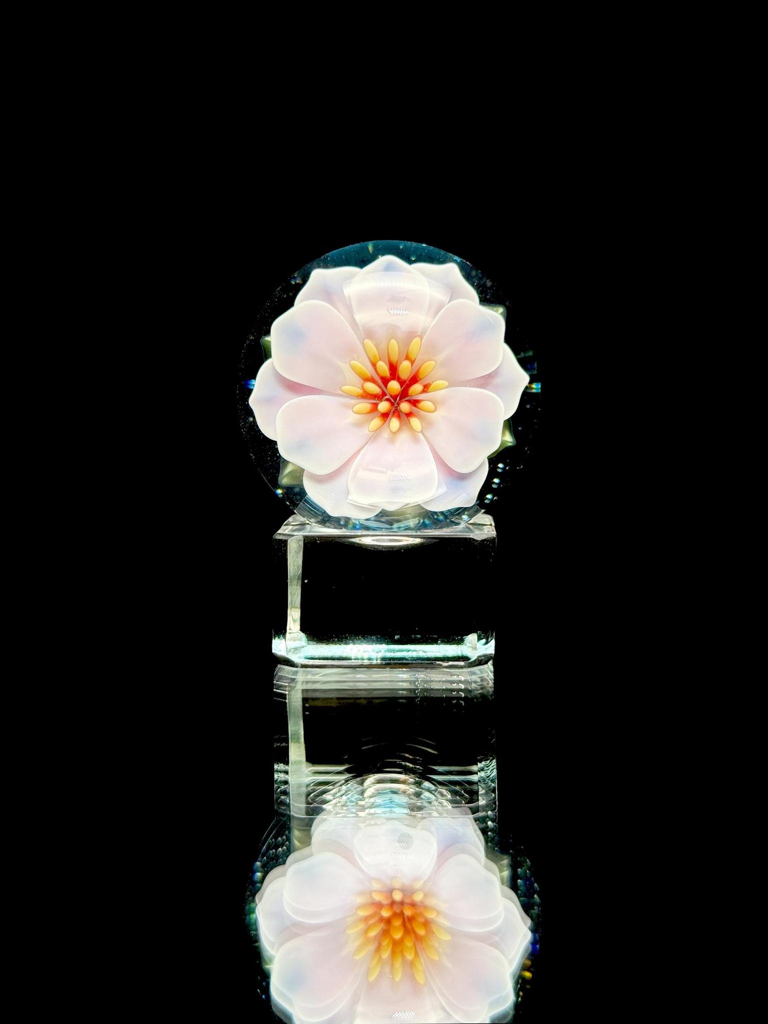 Florin Glass Md Flower Marble