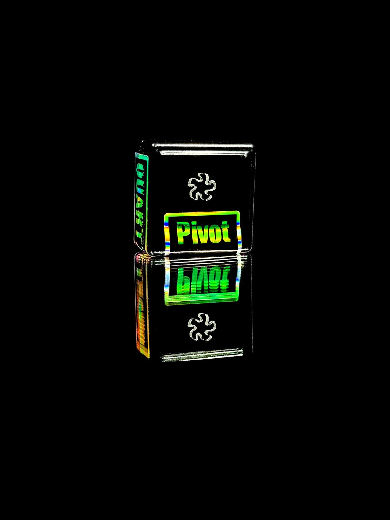 HE x BMG Pivot Quartz Flake 5 Blade