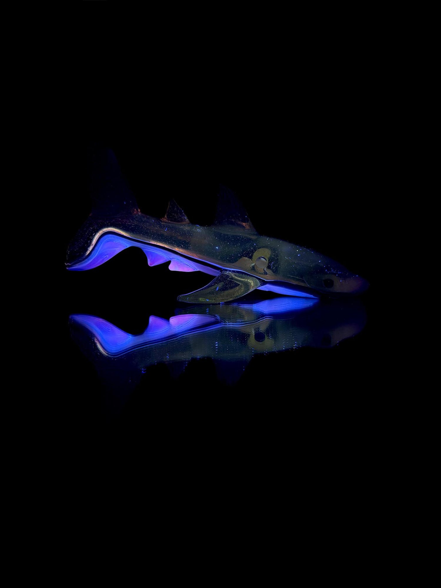 Mako Glass Hammerhead Shark Dry Pipe