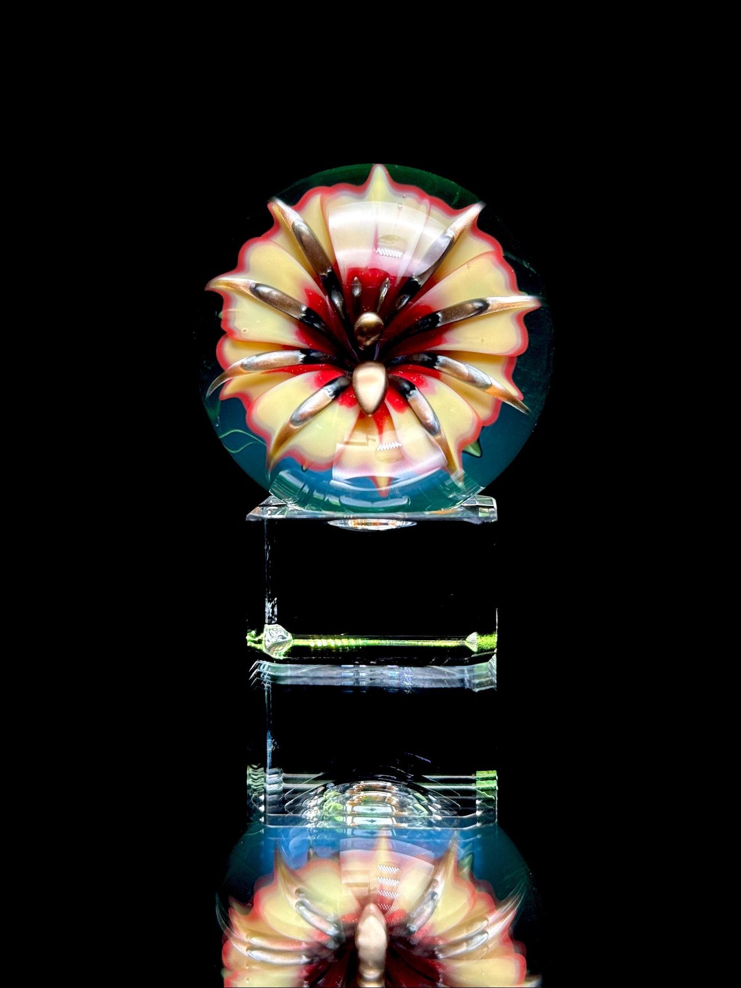 Florin Glass Md Flower Spider Marble