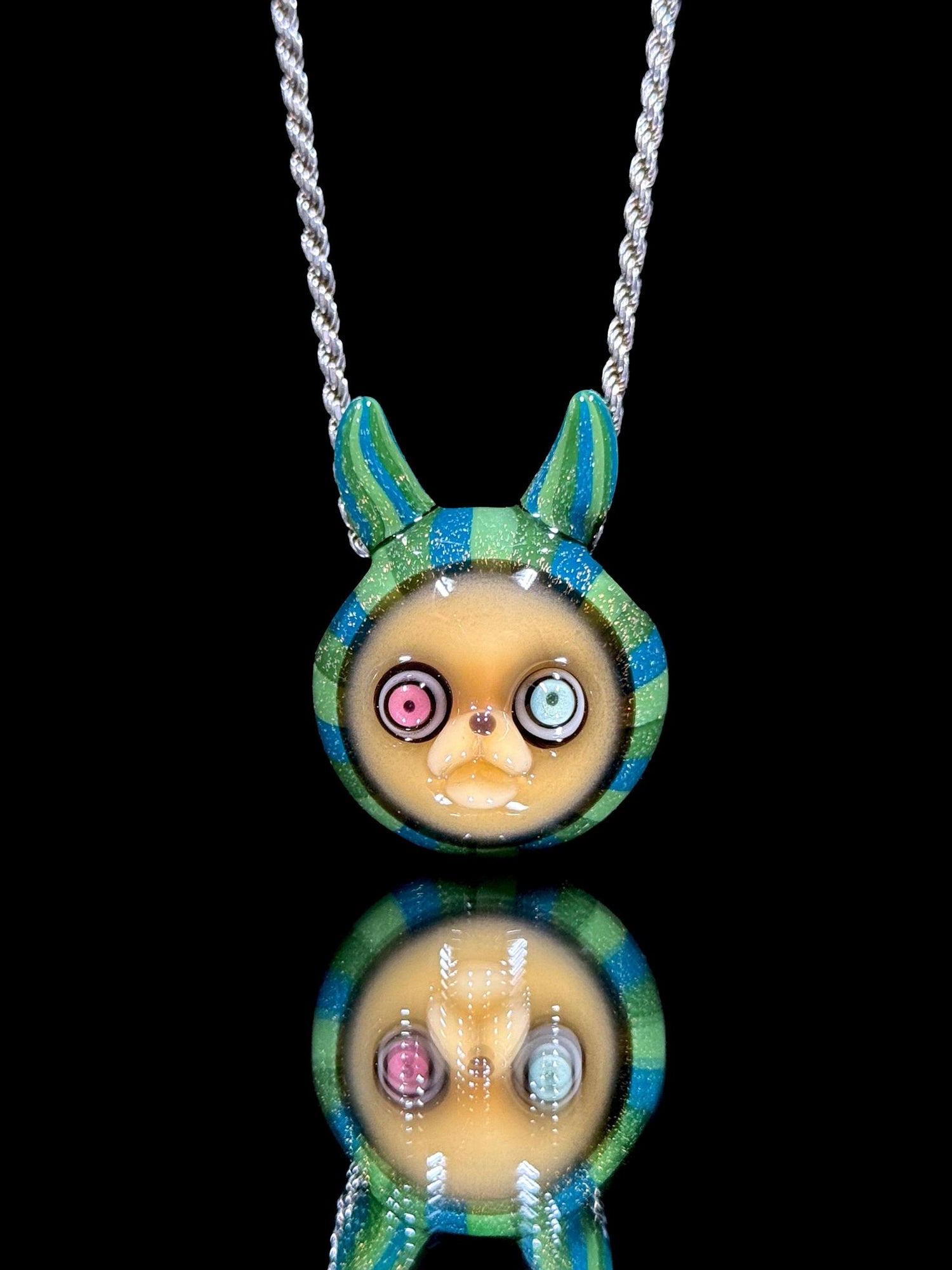Darby x Aquariust Chappy Pendant