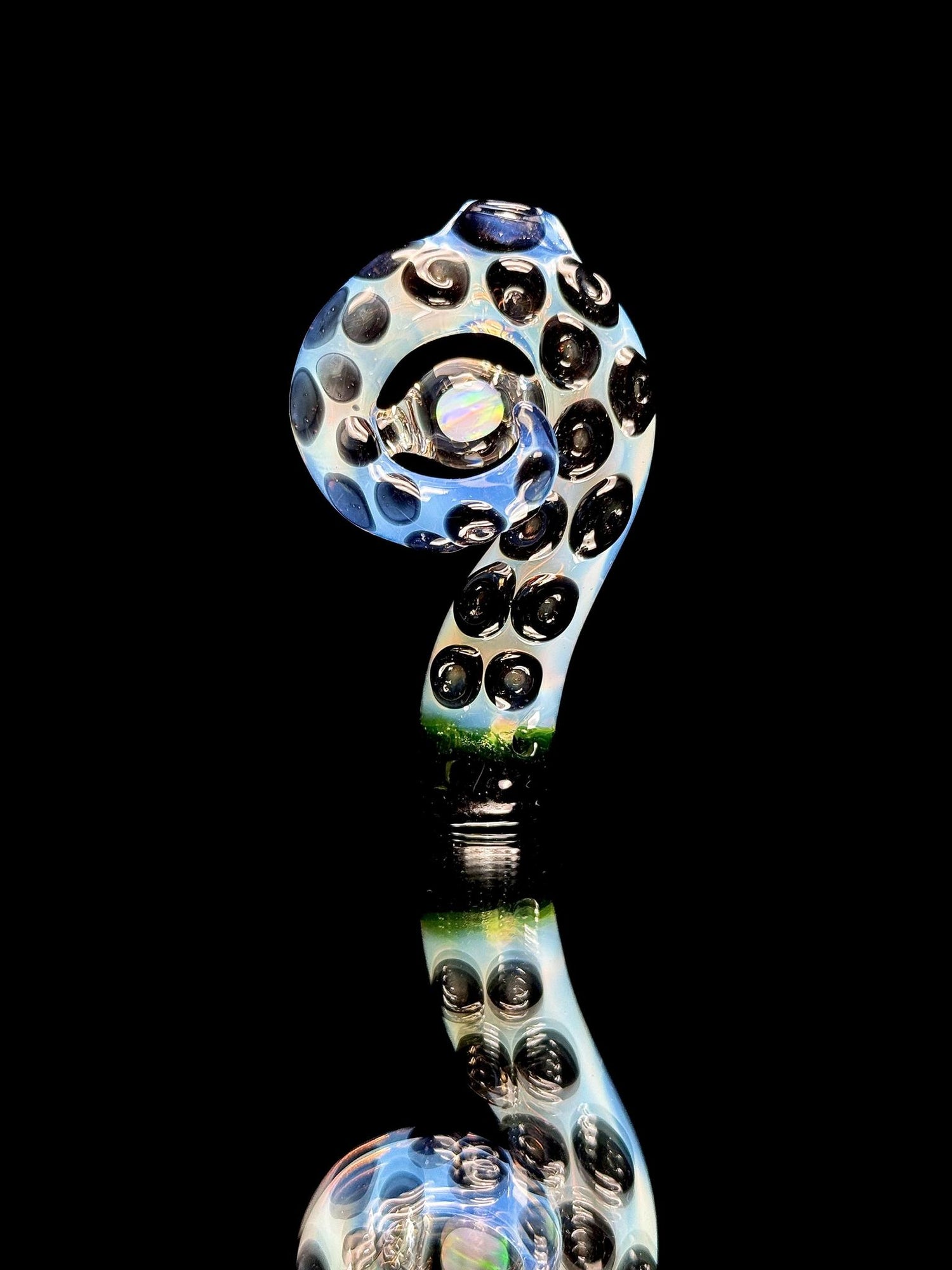 Mako Glass Tentacle Pivot Top
