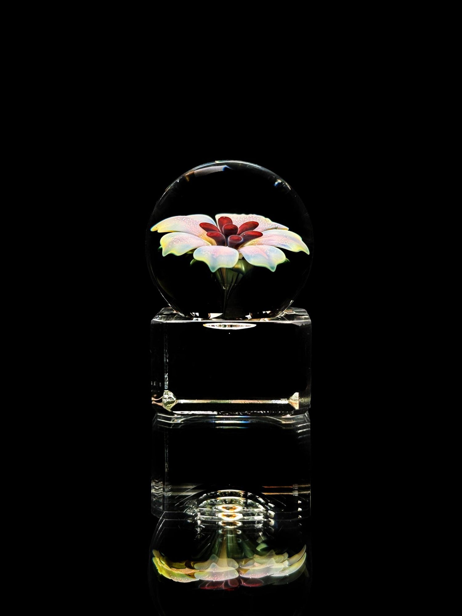 Florin Glass Flower Marble
