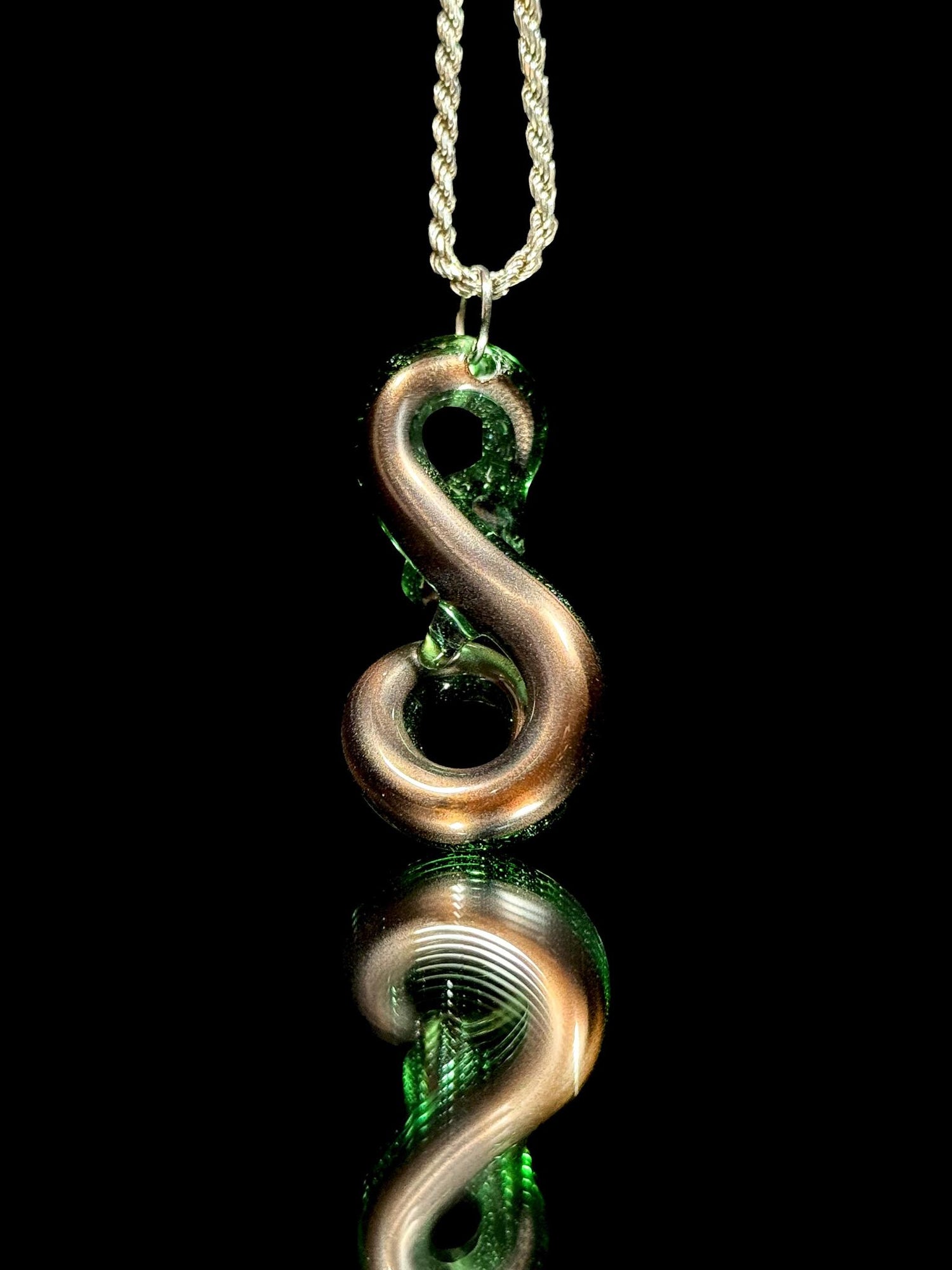 Gilyum Glass Snake Pendant