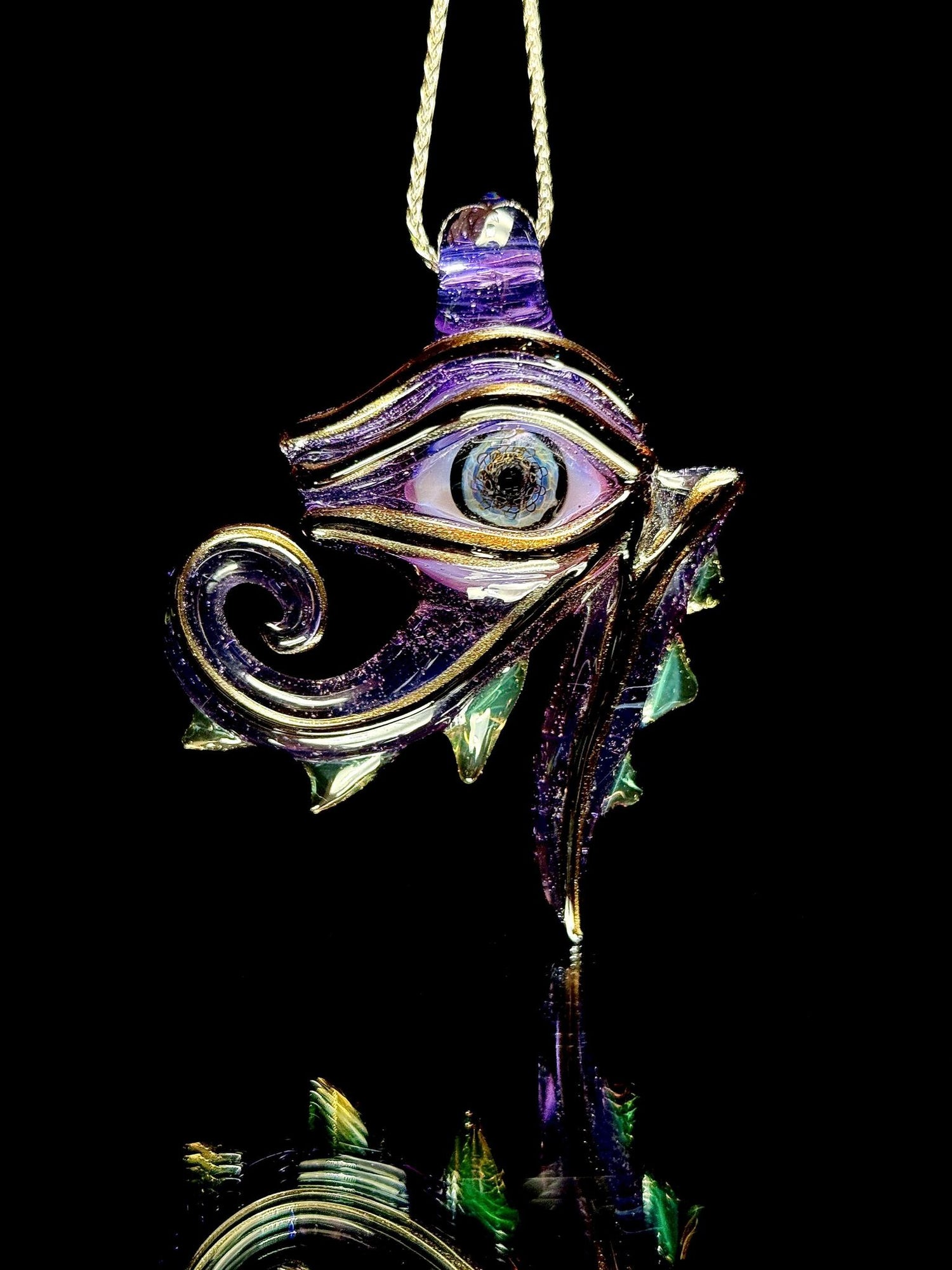 Mako Glass Eye of Ra Pendant