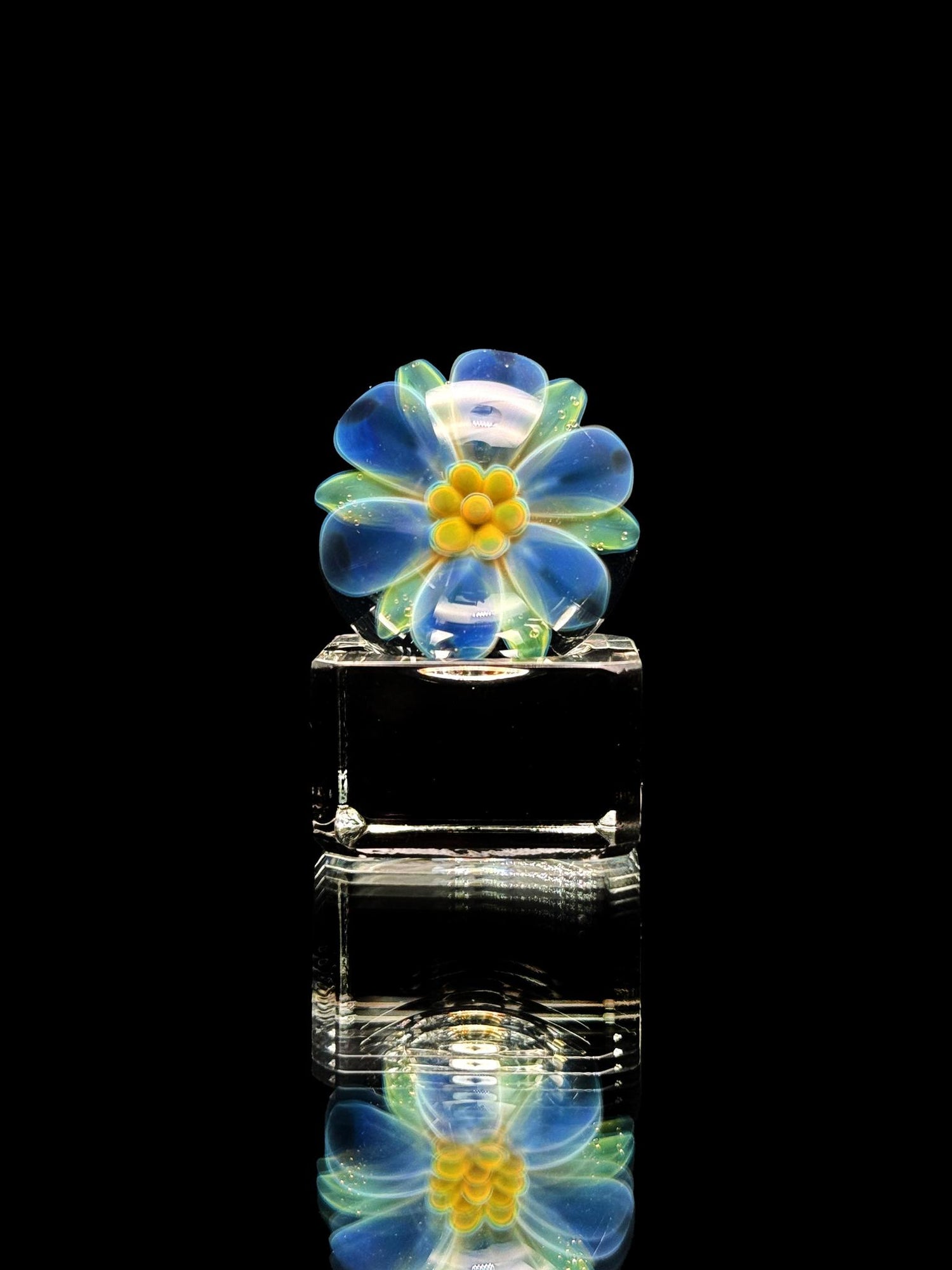 Florin Glass Flower Marble