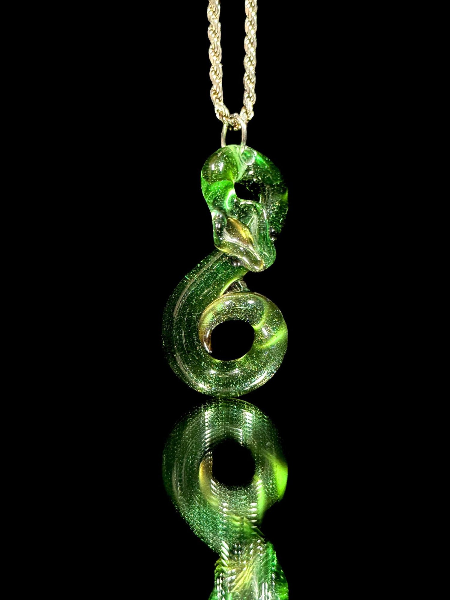 Gilyum Glass Snake Pendant