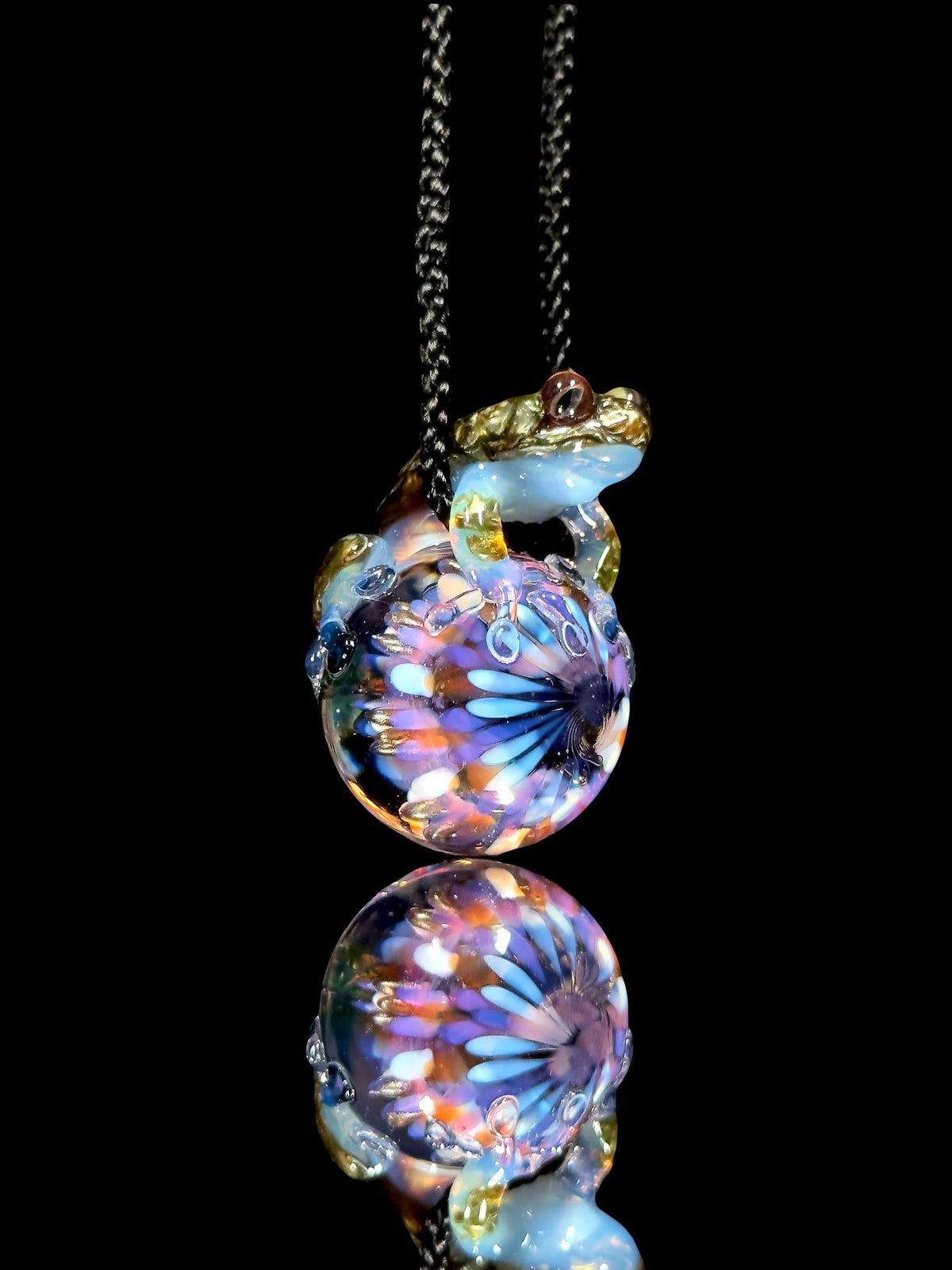 Kengtaro Glass Uv Frog Pendant
