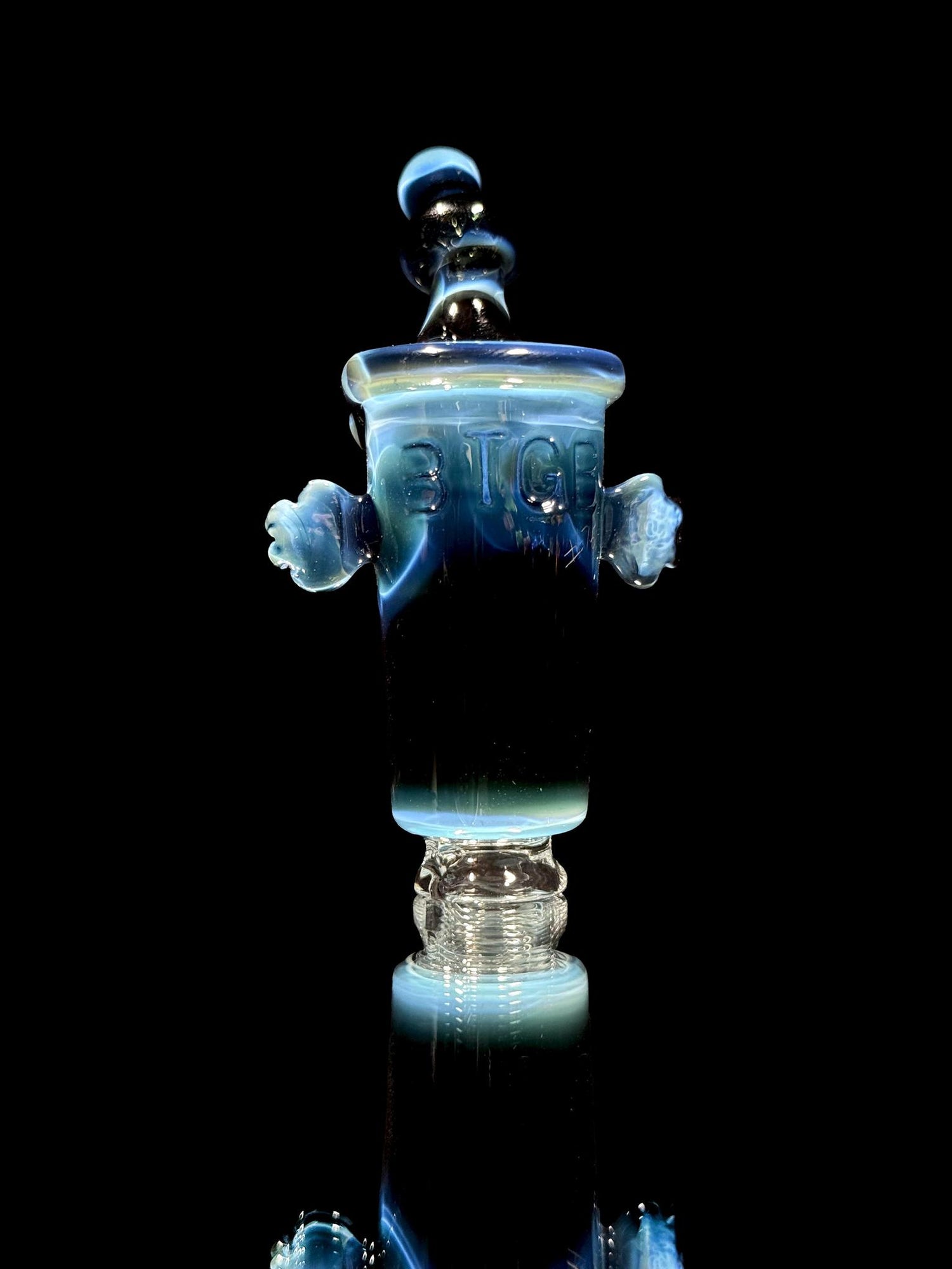 BTGB Shake Pivot Top